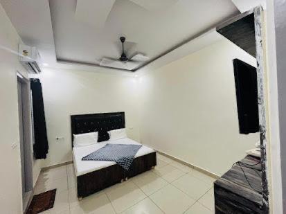 Photo of Bedroom in Meerut