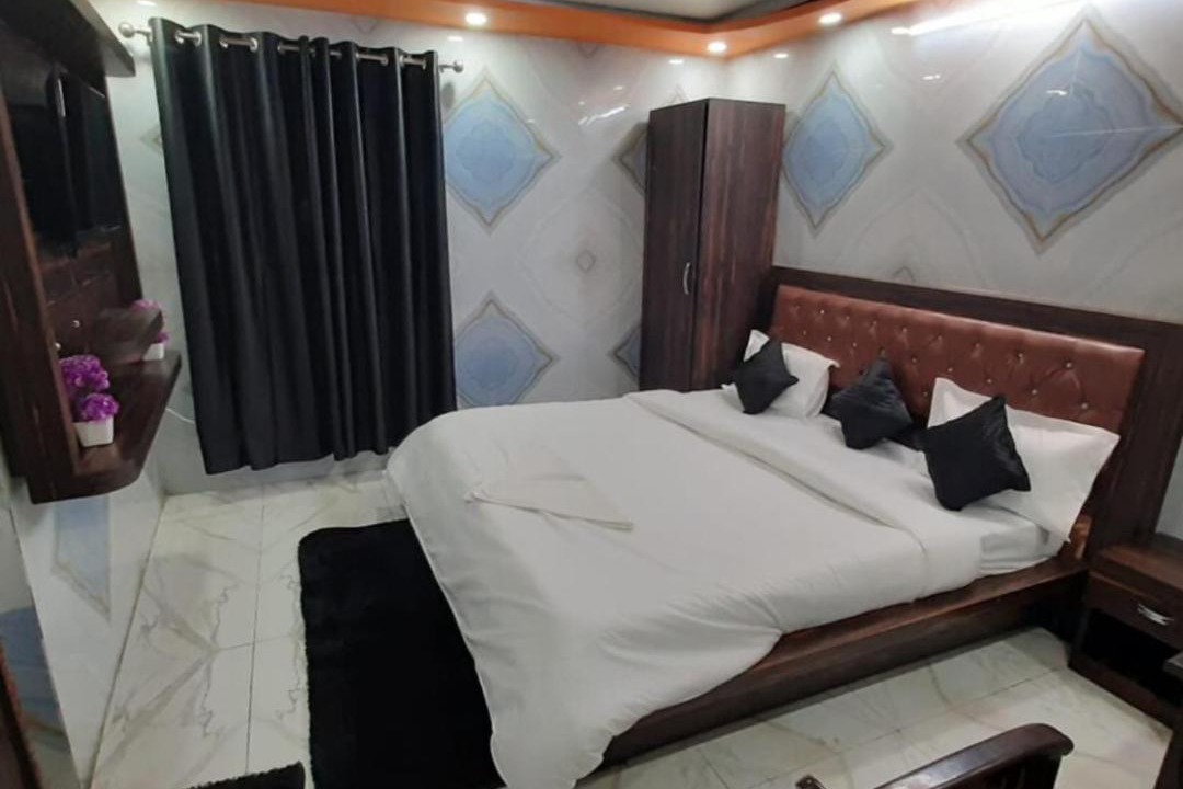 Photo of Bedroom in Charbagh