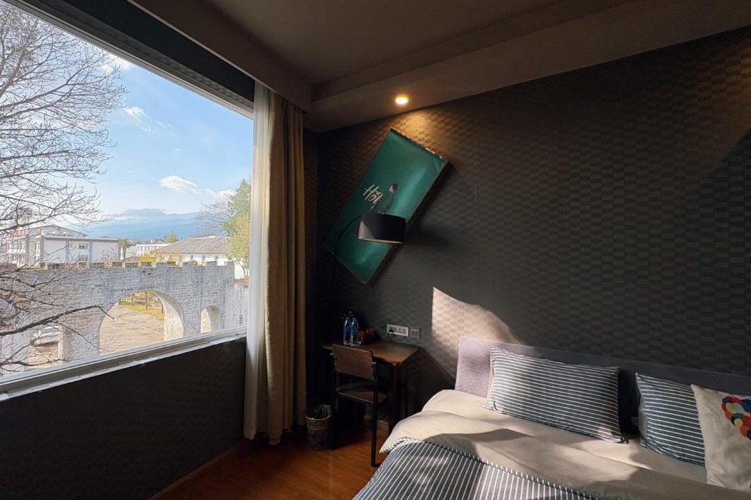 Photo of Bedroom in Dali Ancient Town