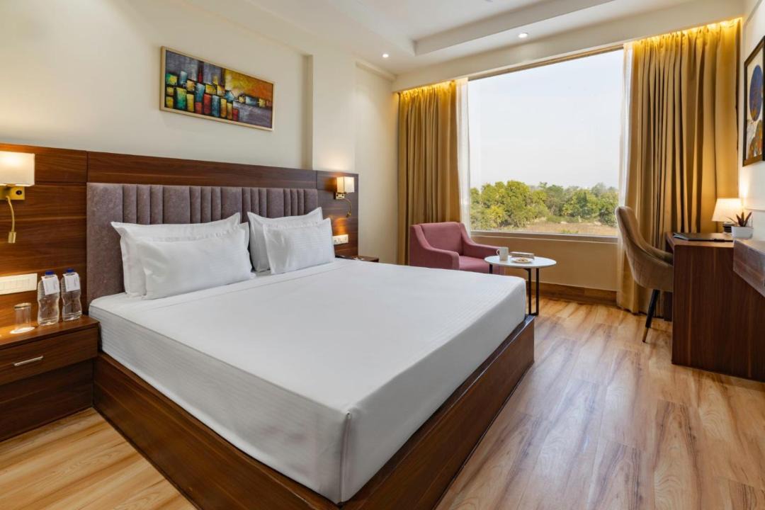 Photo of Bedroom in Taj Ganj