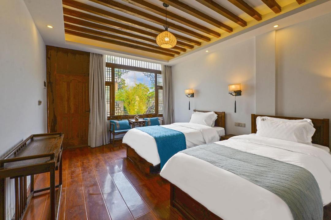 Photo of Bedroom in Baisha Old Town