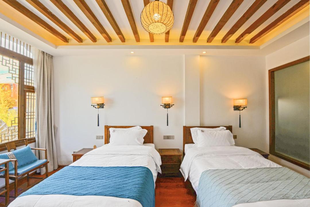 Photo of Bedroom in Baisha Old Town