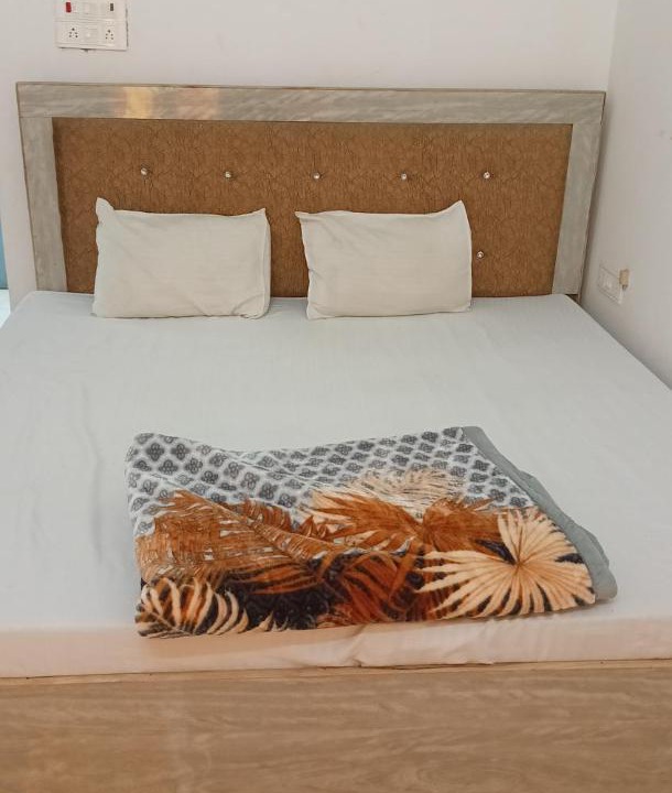 Photo of Bedroom in Aonla