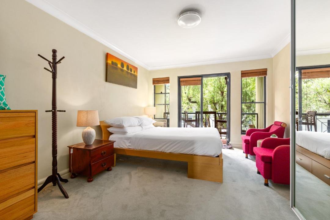 Photo of Bedroom in Alexandria