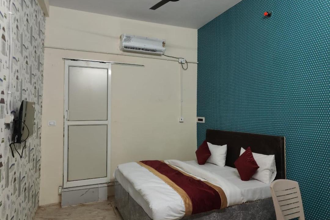 Photo of Bedroom in Bareilly