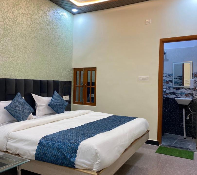 Photo of Bedroom in Malihabad