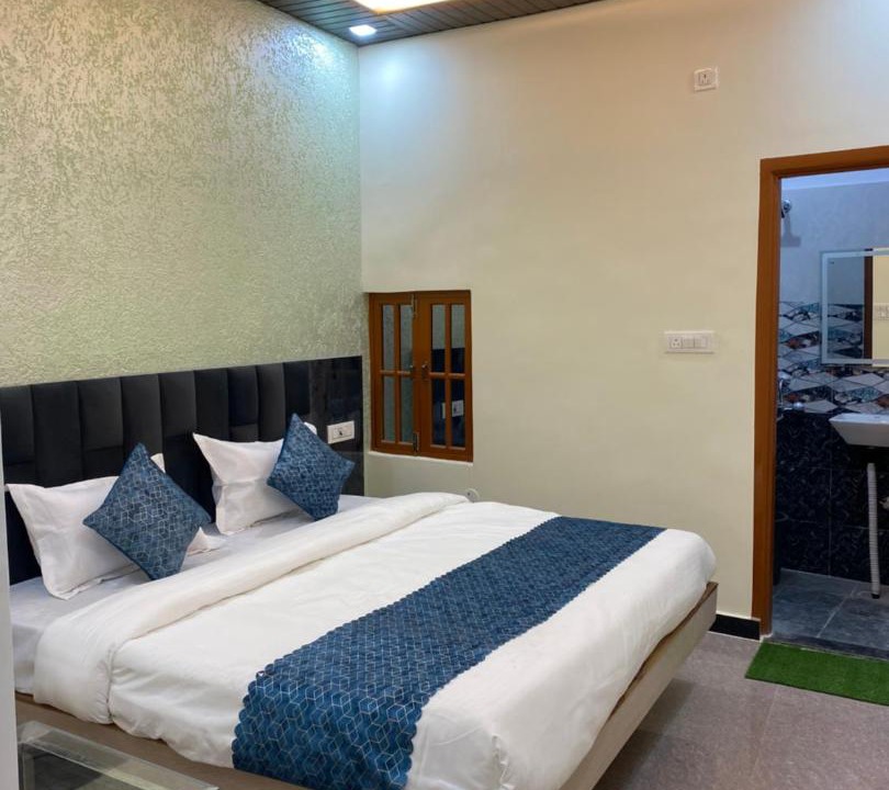 Photo of Bedroom in Malihabad