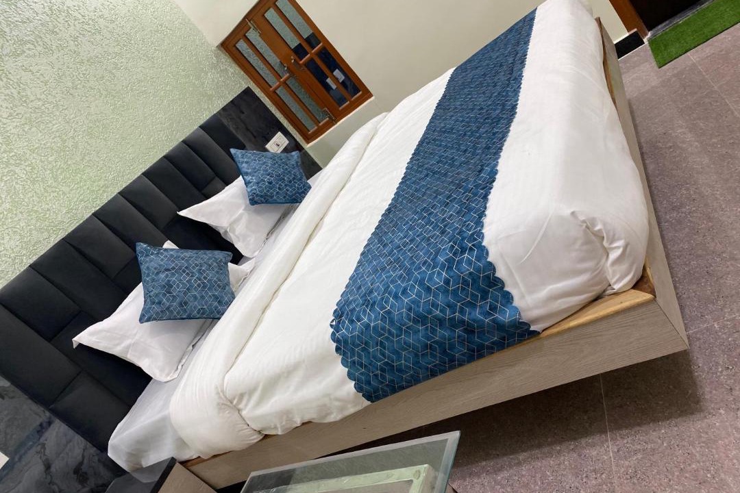 Photo of Bedroom in Malihabad