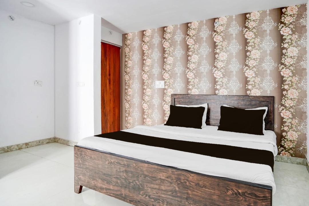 Photo of Bedroom in Lucknow