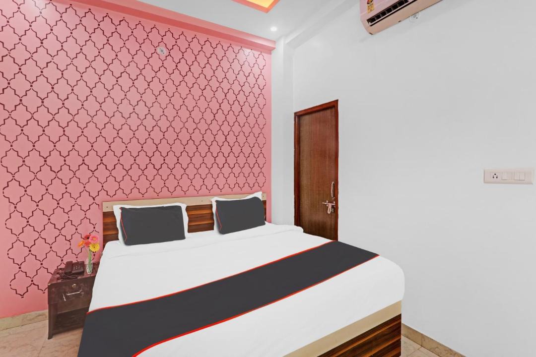 Photo of Bedroom in Lucknow