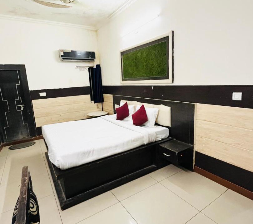Photo of Bedroom in Dhanauli