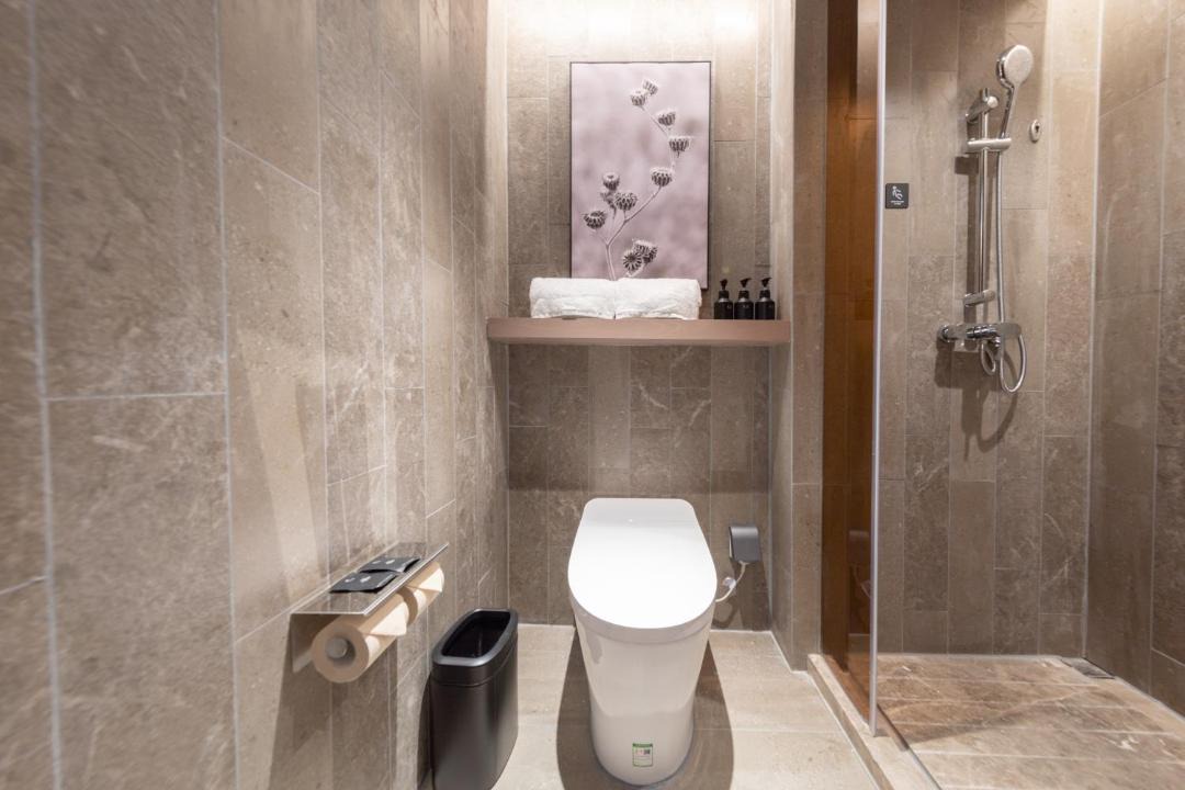 Photo of Bathroom in Qingdao City Center