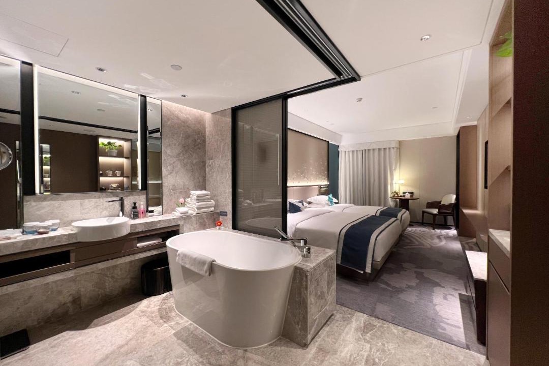 Photo of Bathroom in Panjiayuan