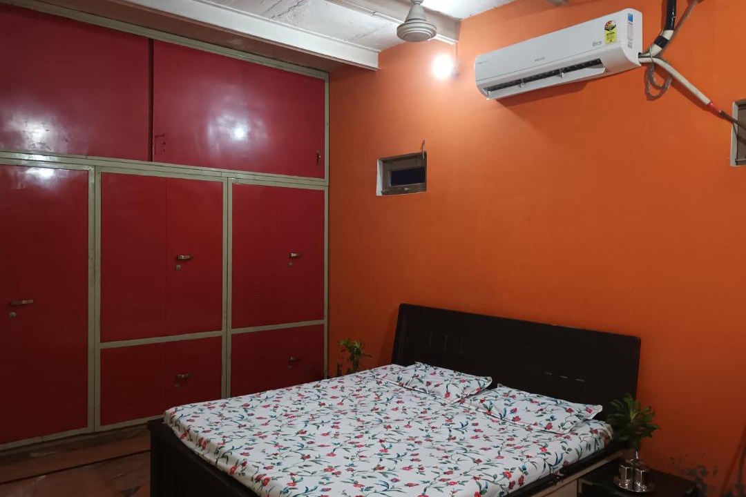 Photo of Bedroom in Mathura