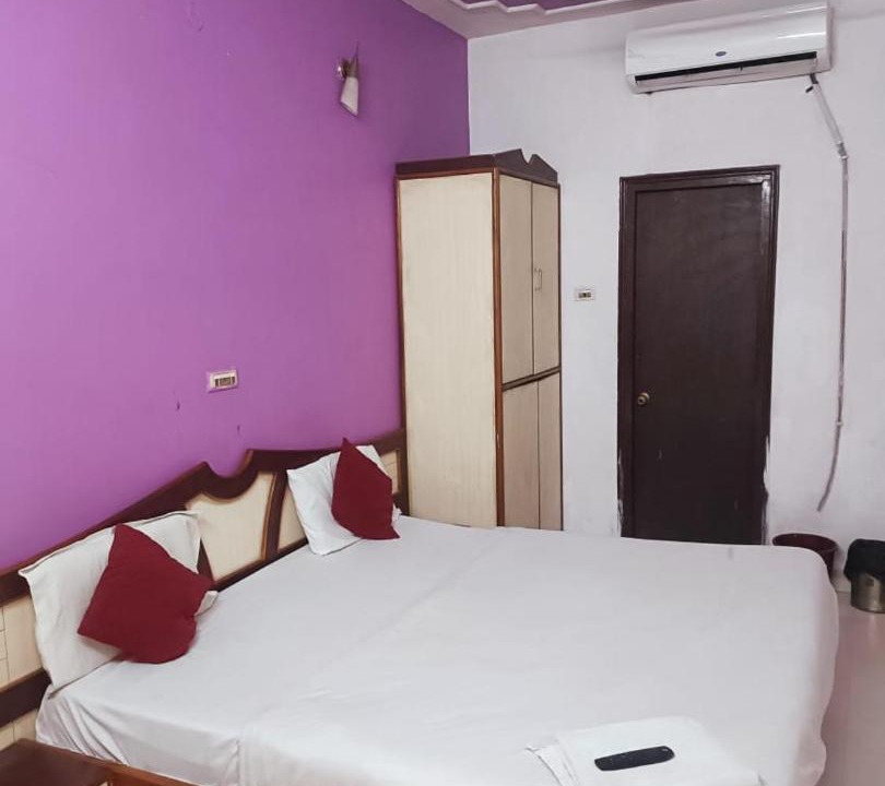Photo of Bedroom in Charbagh