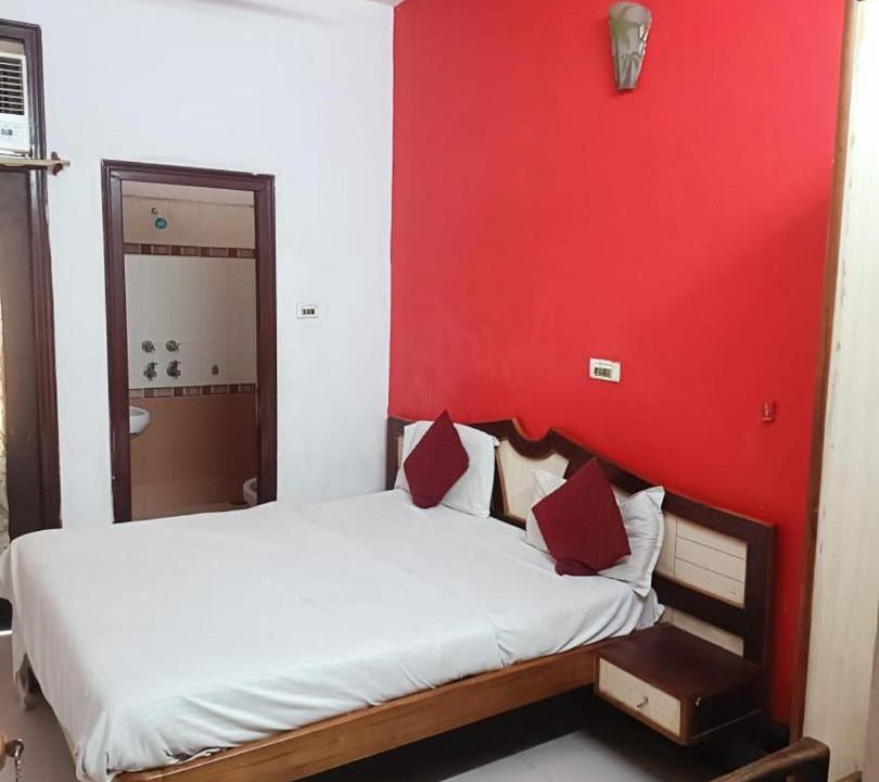 Photo of Bedroom in Charbagh