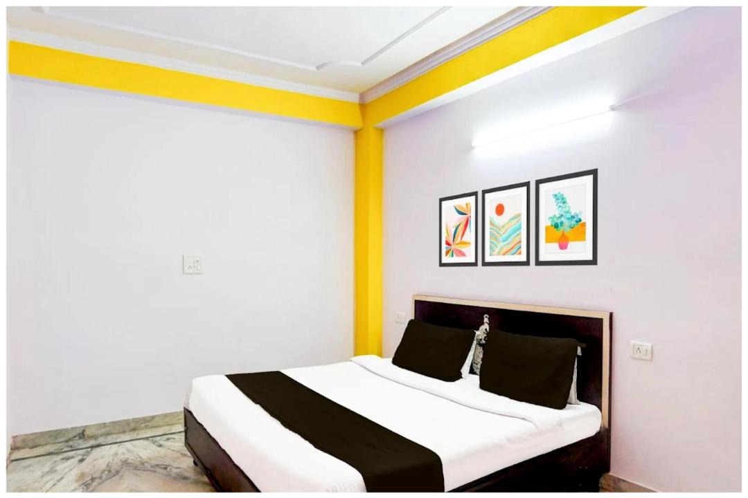 Photo of Bedroom in Sector 27