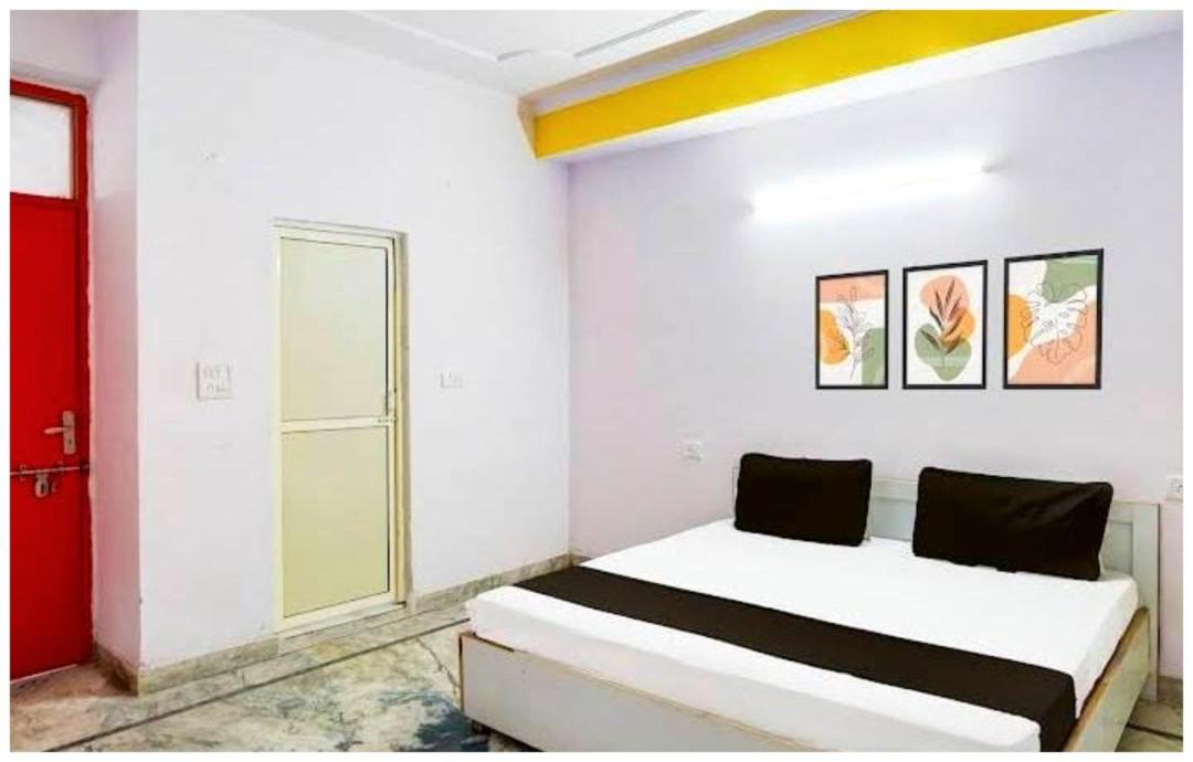 Photo of Bedroom in Sector 27
