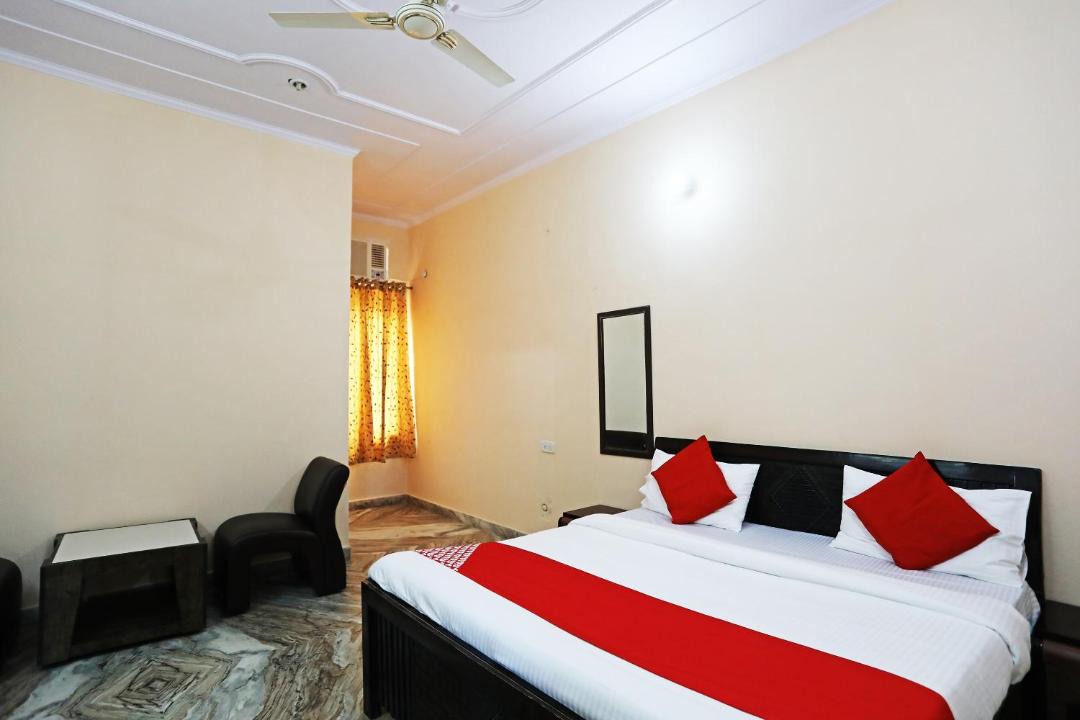 Photo of Bedroom in Mathura