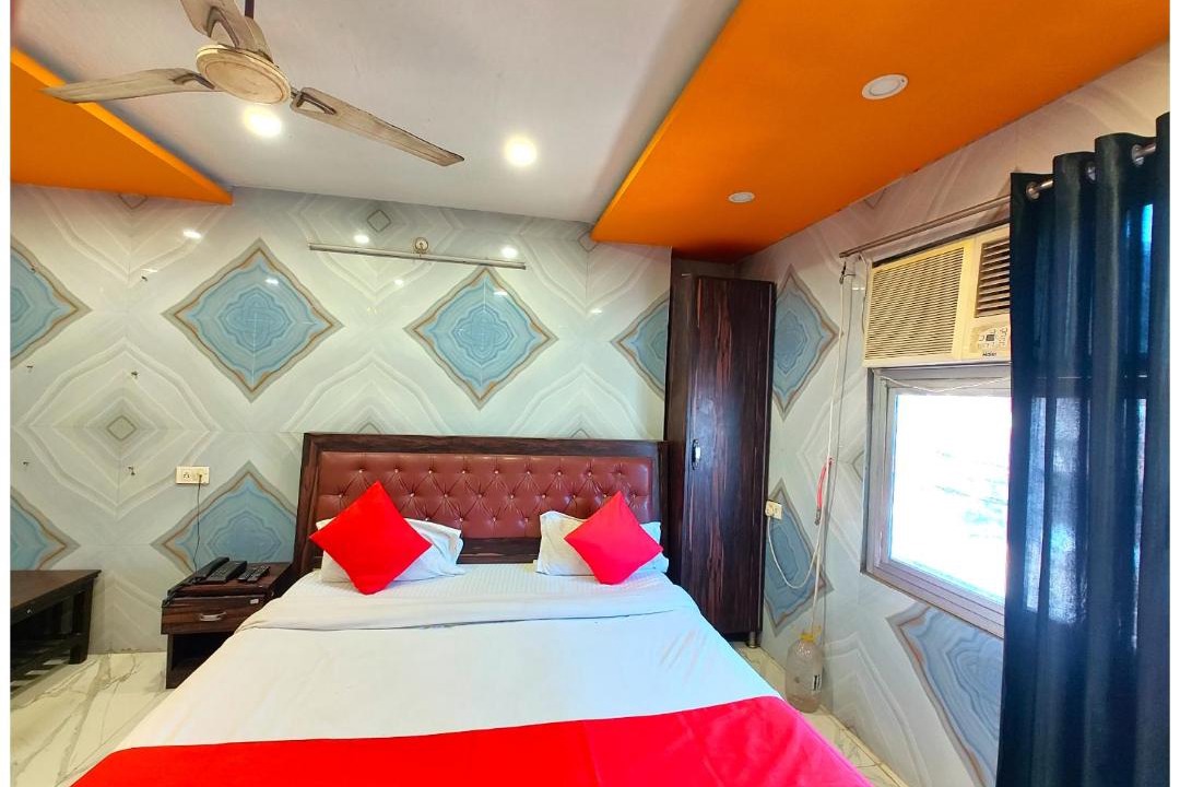 Photo of Bedroom in Charbagh