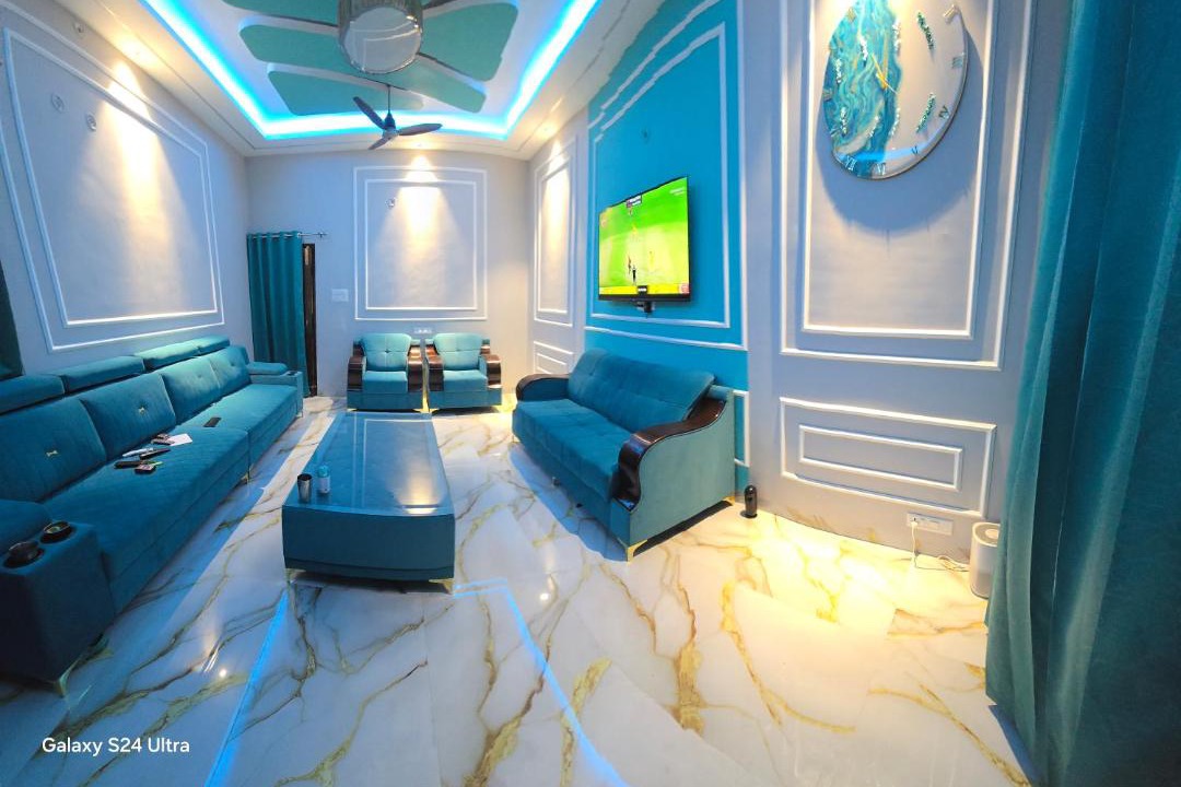 Photo of Livingroom in Hazratganj