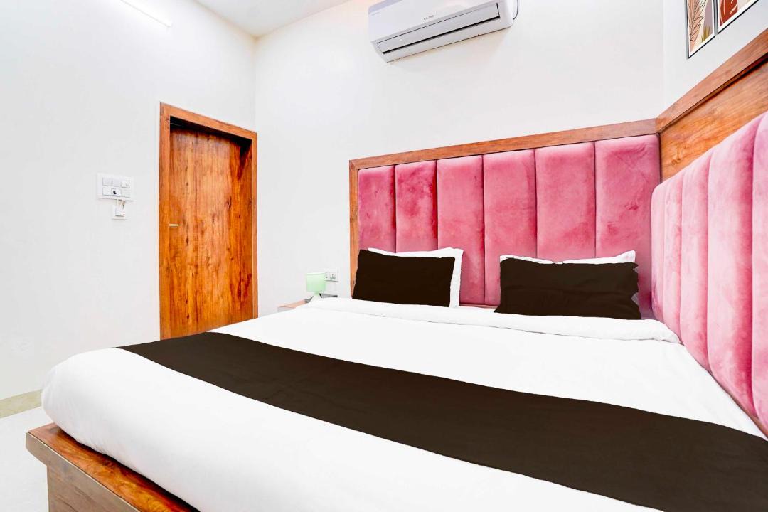 Photo of Bedroom in Mathura