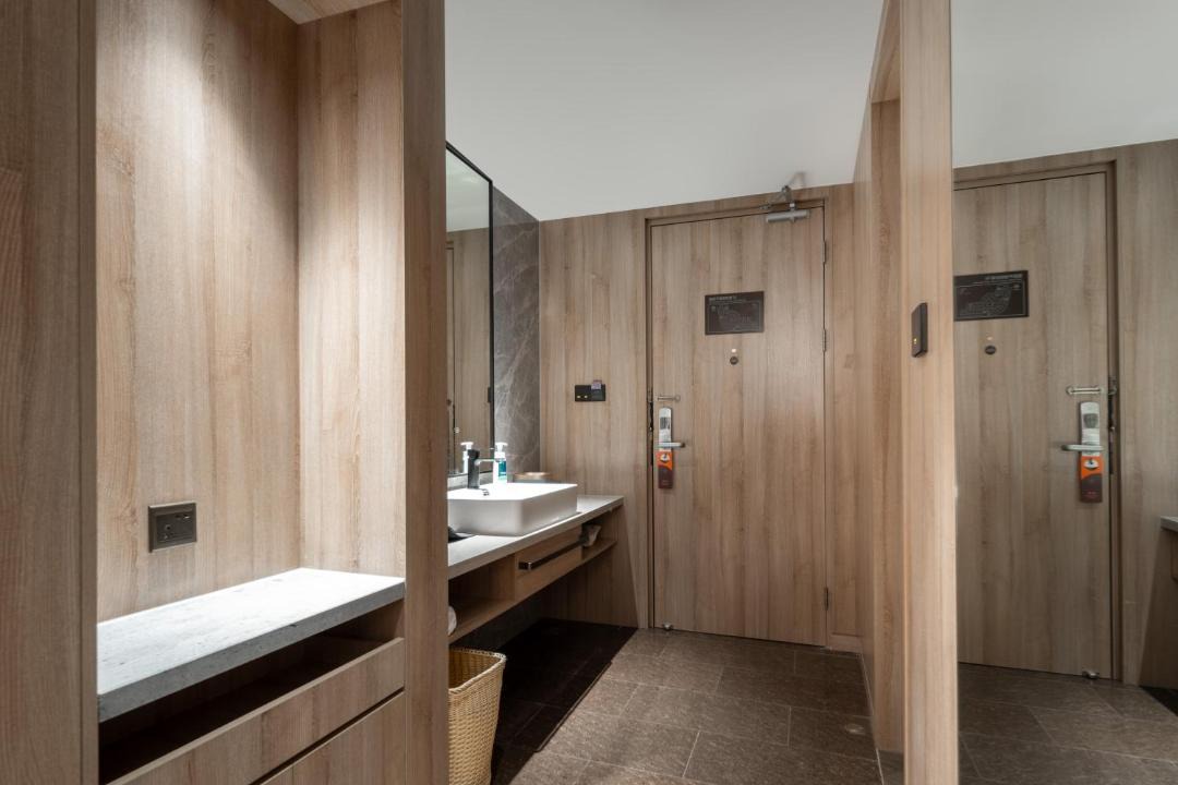 Photo of Bathroom in Qingdao City Center