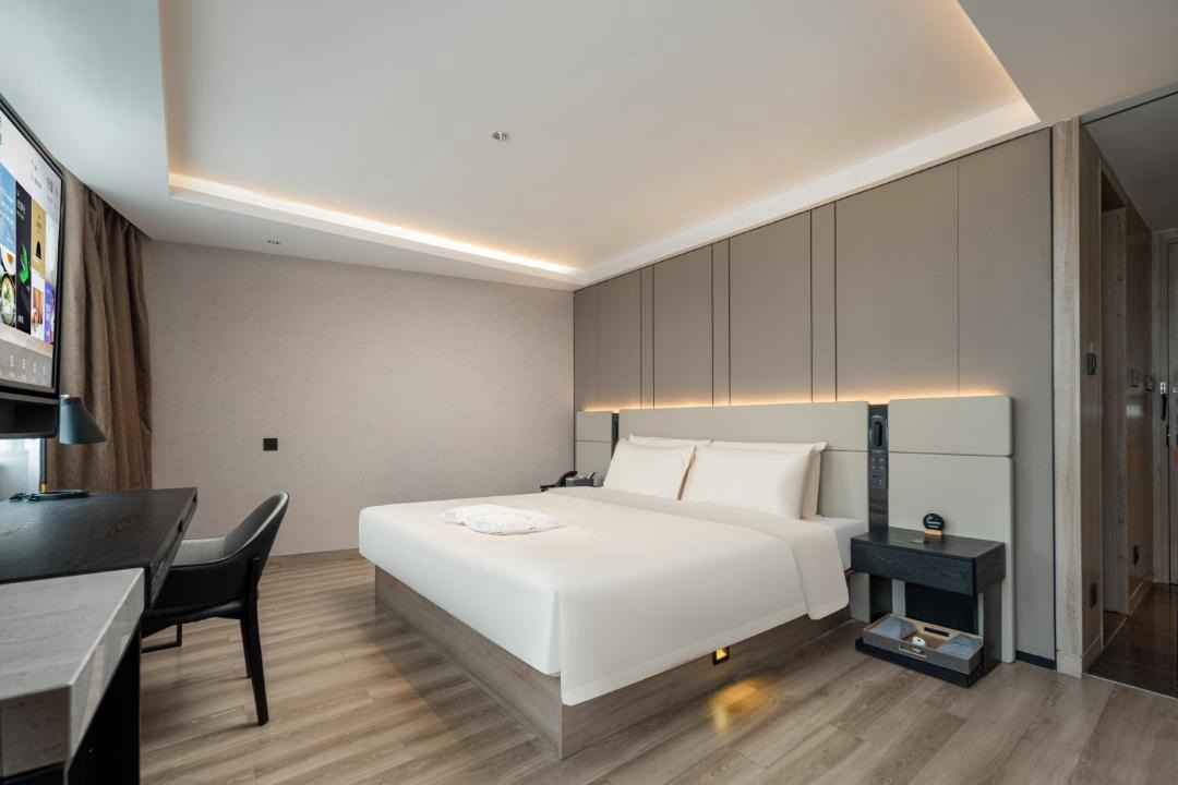 Photo of Bedroom in Qingdao City Center