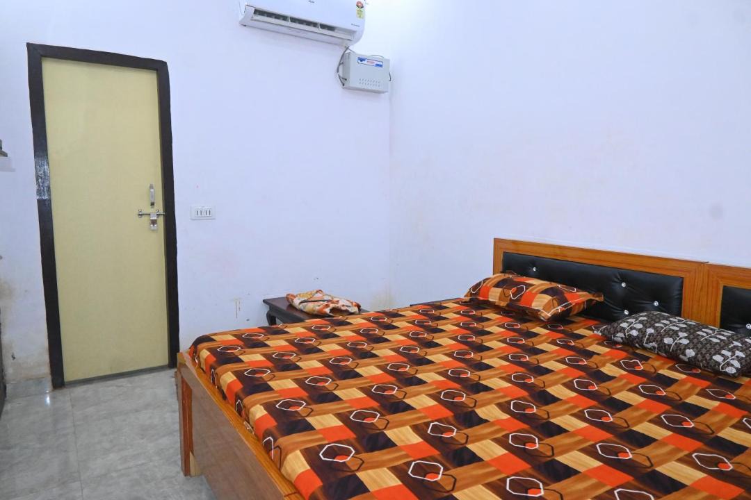 Photo of Bedroom in Misrikh