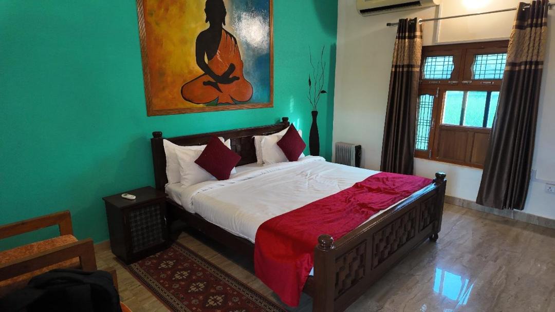 Photo of Bedroom in Palia