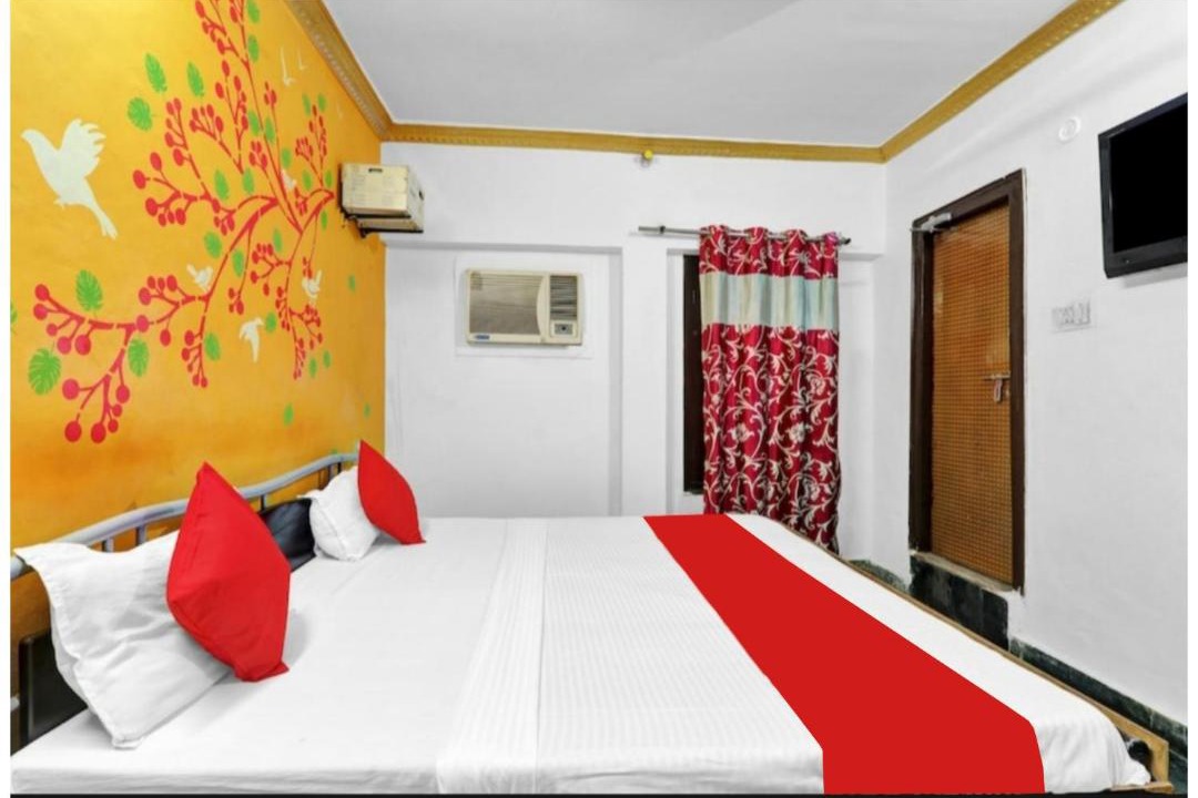 Photo of Bedroom in Charbagh