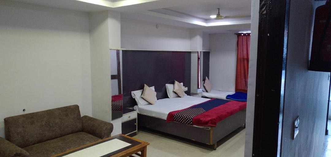 Photo of Bedroom in Auli