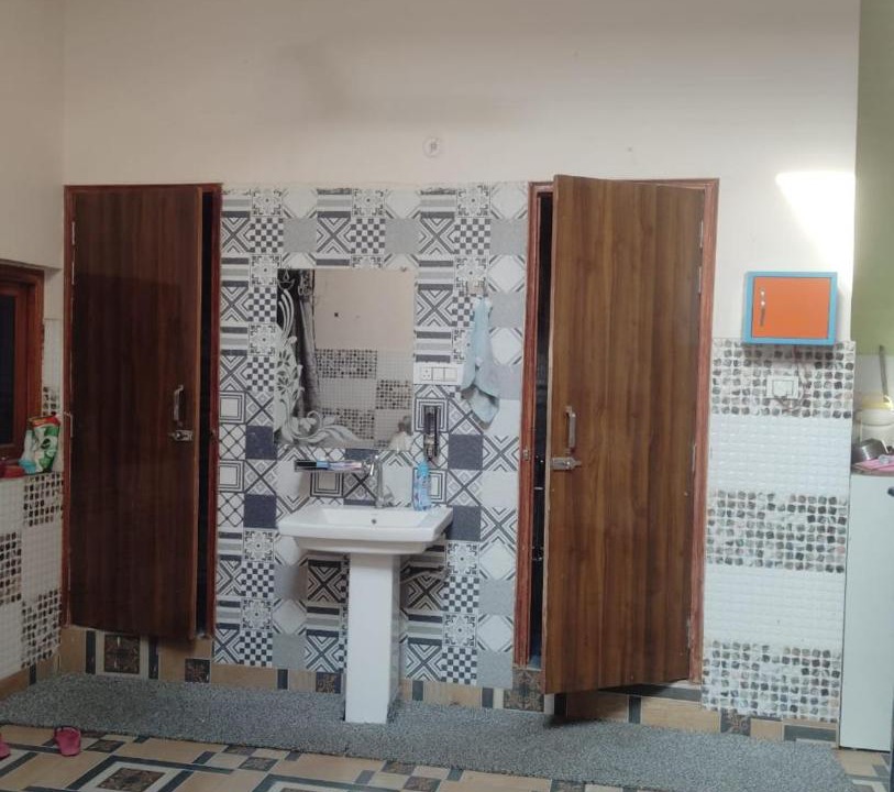Photo of Bathroom in Hasanpur