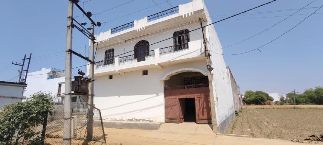 Photo of Buildings in Sardhana