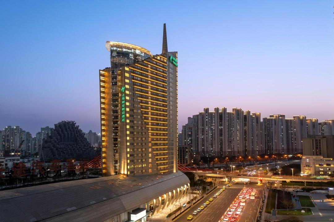 Photo of Buildings in Jing'an