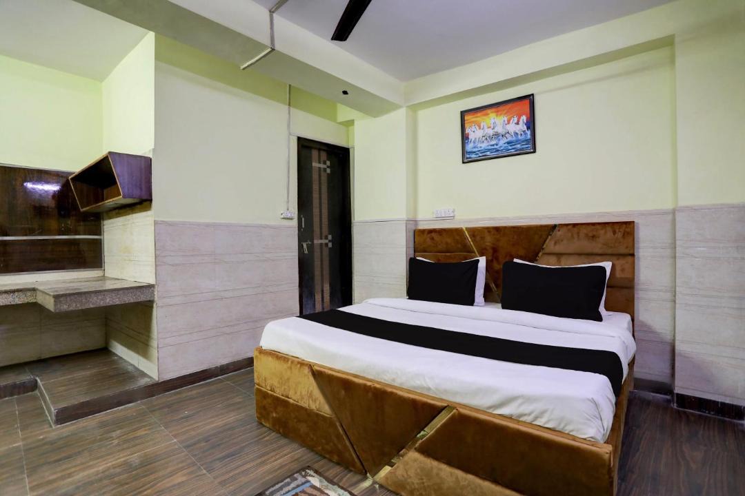 Photo of Bedroom in Sector 27
