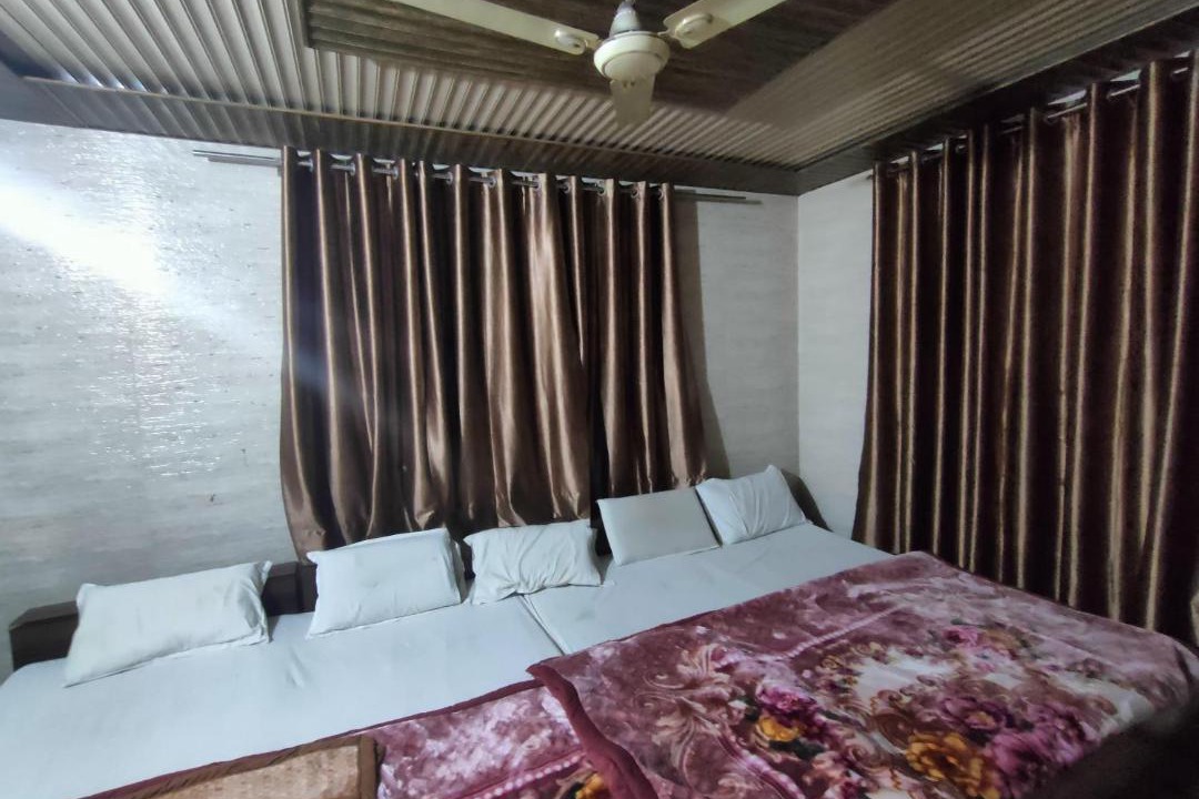 Photo of Bedroom in Mathura