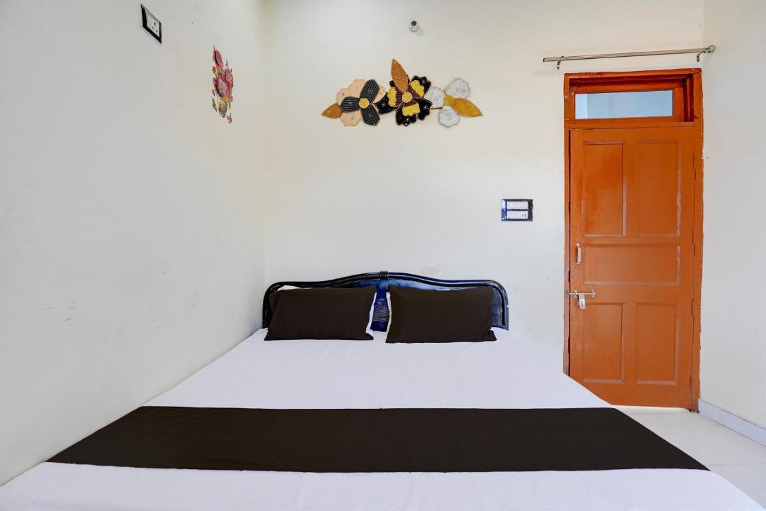 Photo of Bedroom in Khurja