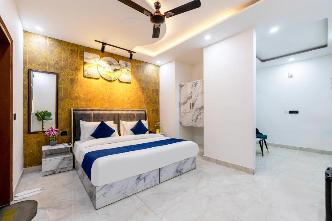 Photo of Bedroom in Sector 70