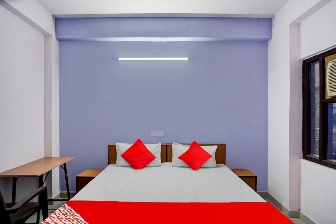 Photo of Bedroom in Sector 27