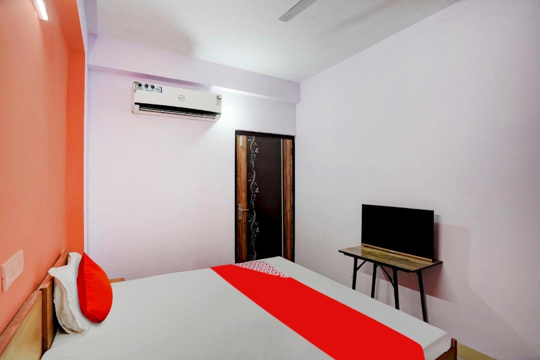 Photo of Bedroom in Sector 27