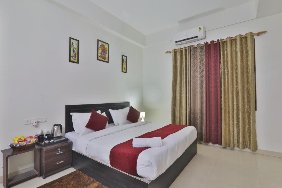 Photo of Bedroom in Hazratganj