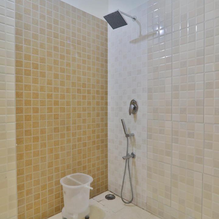 Photo of Bathroom in Hazratganj