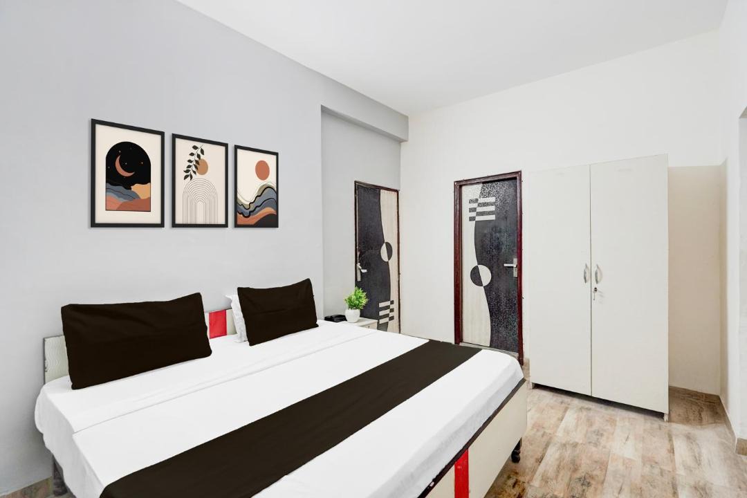 Photo of Bedroom in Noida