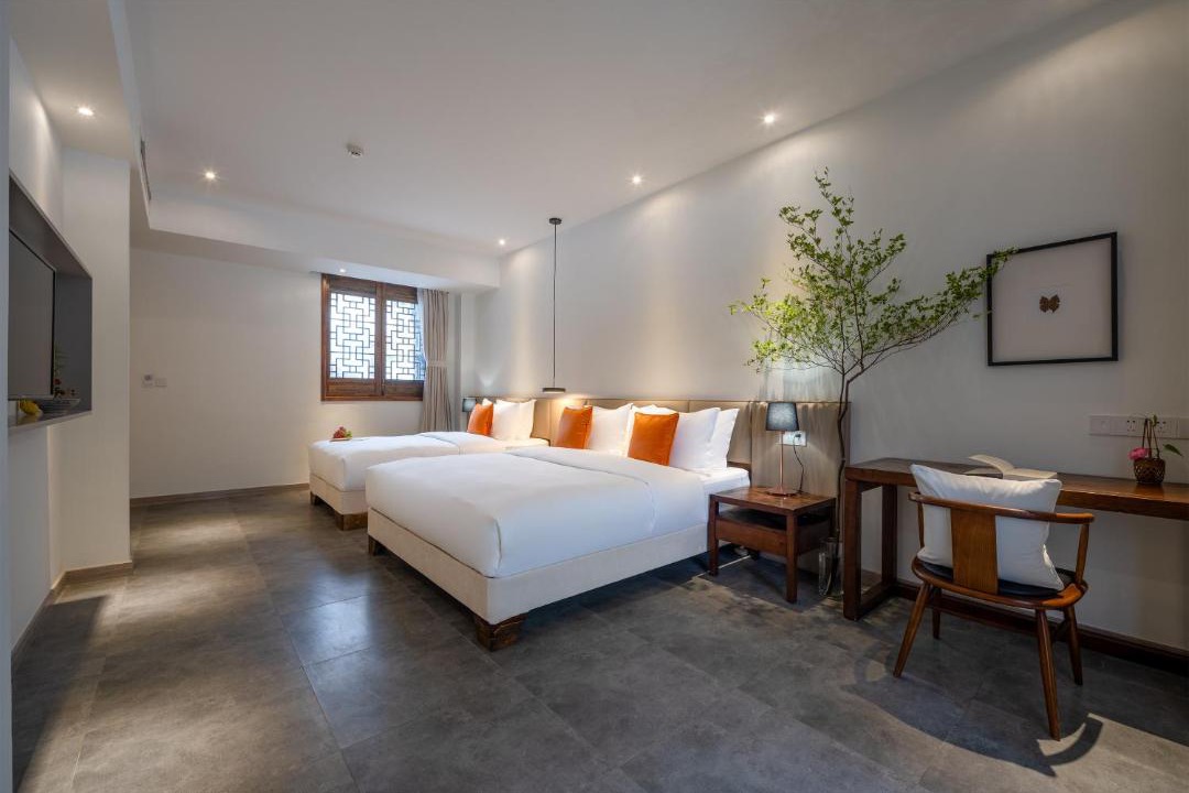 Photo of Bedroom in Emeishan