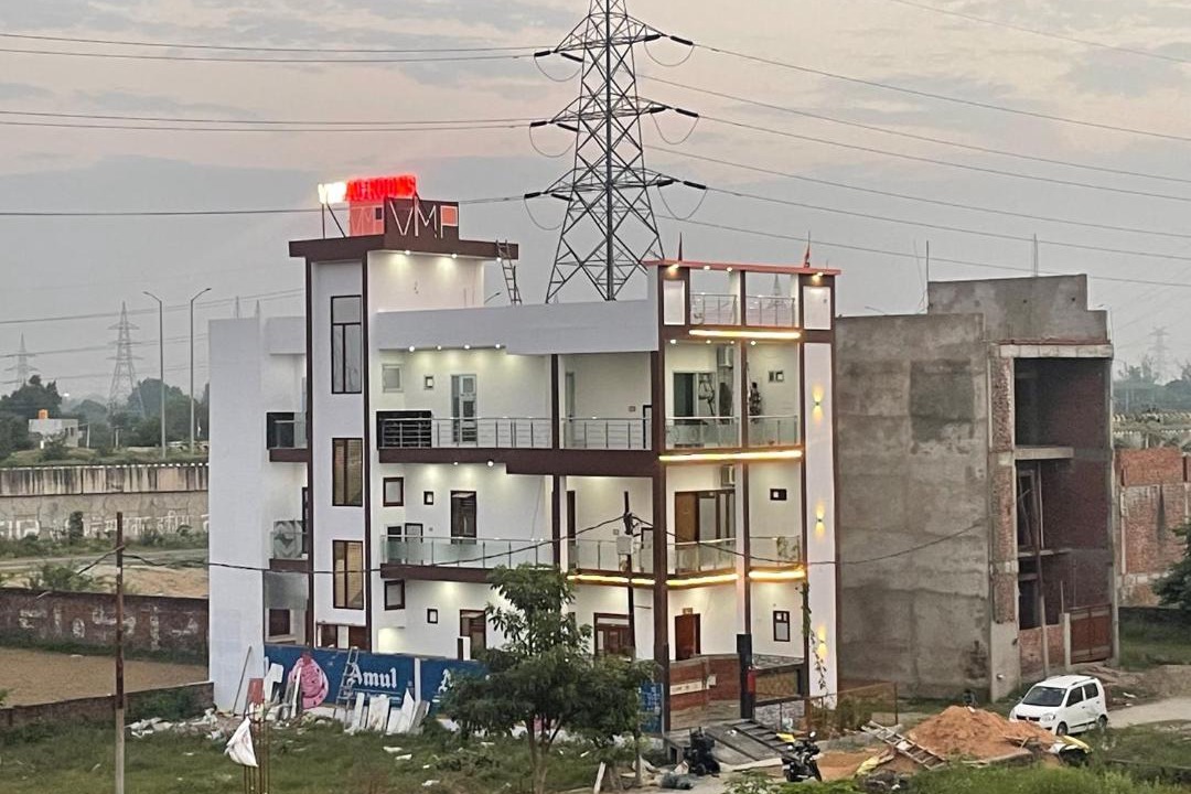 Photo of Buildings in Agra