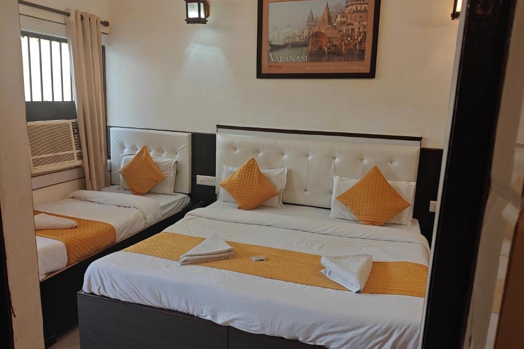 Photo of Bedroom in Taj Ganj