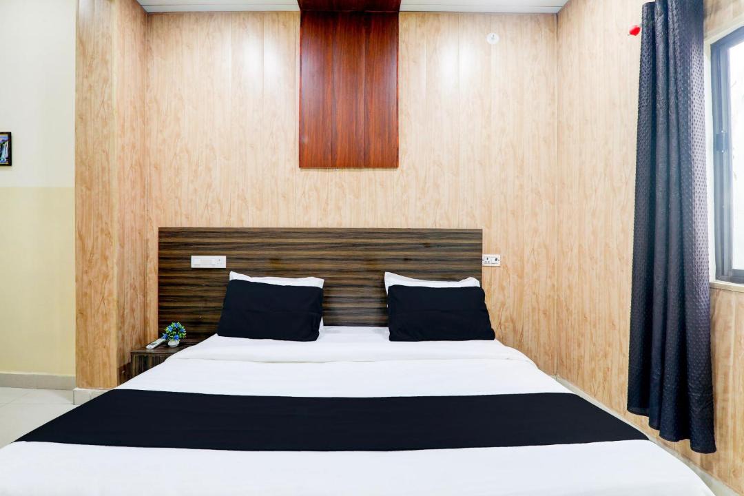 Photo of Bedroom in Malihabad