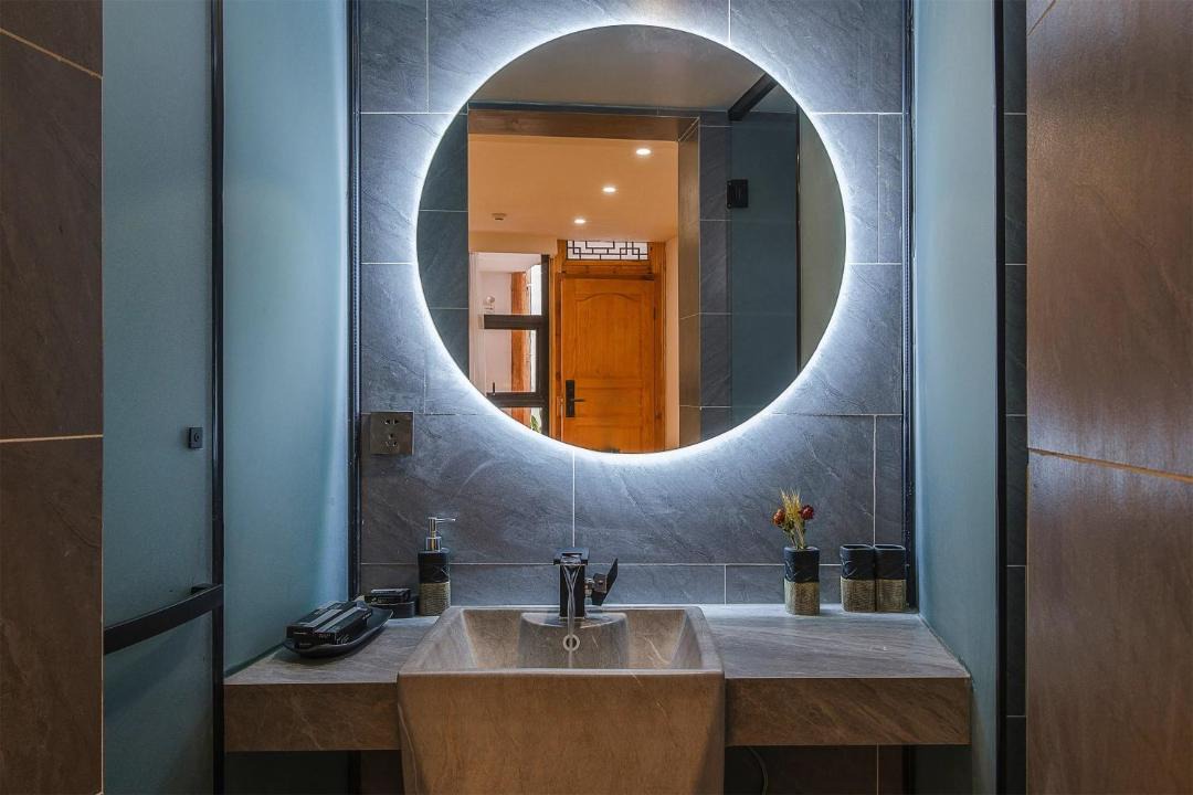 Photo of Bathroom in Dayan Old Town