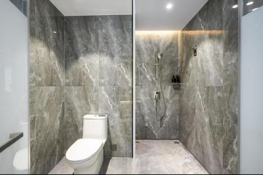Photo of Bathroom in Fucheng District